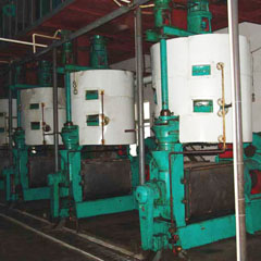atelier de pressage de l'huile d'arachide