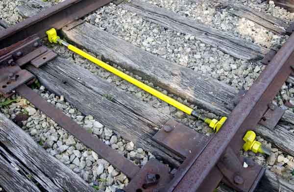 rail gauge rod in application