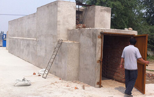  Brick room with carts (trolley drying)
