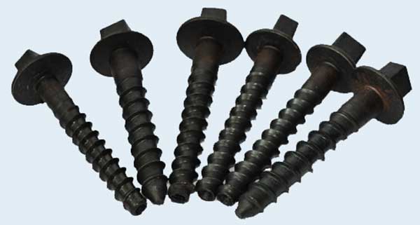 saure head screw spikes