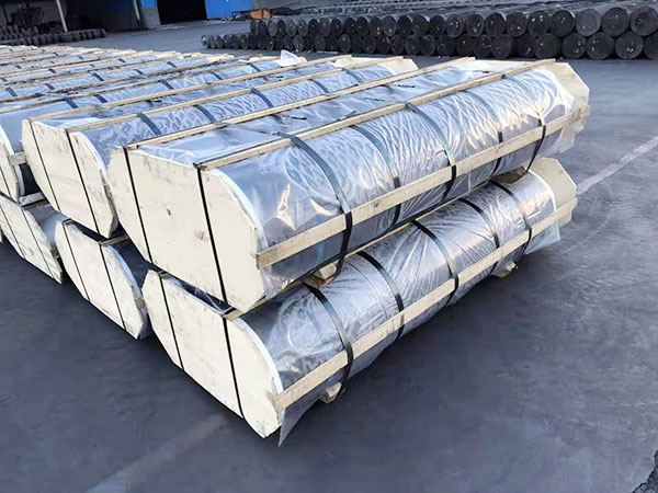 ultra high power graphite electrodes